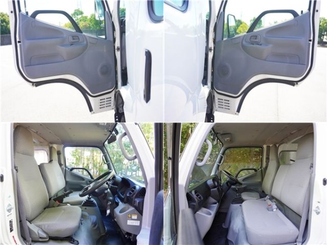 Toyota TOYOACE ROUTE VAN 2017-04 196067-24