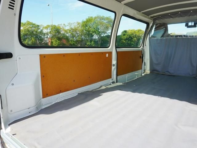 Toyota TOYOACE ROUTE VAN 2017-04 196067-11
