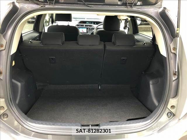Toyota AQUA 2014-12 260133-5