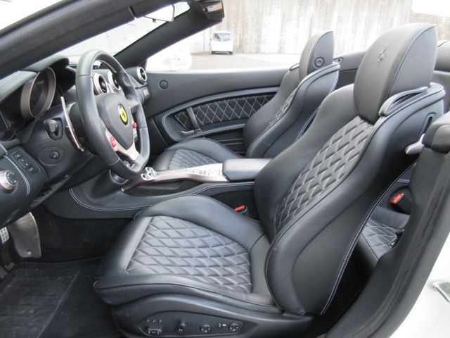 Ferrari California 30 2012-05 5677-25
