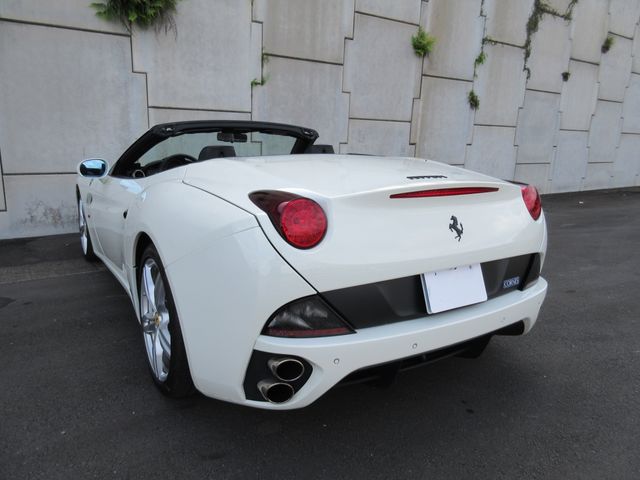 Ferrari California 30 2012-05 5677-13