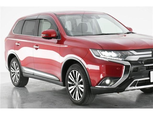 Mitsubishi OUTLANDER 2020-08 10448-4
