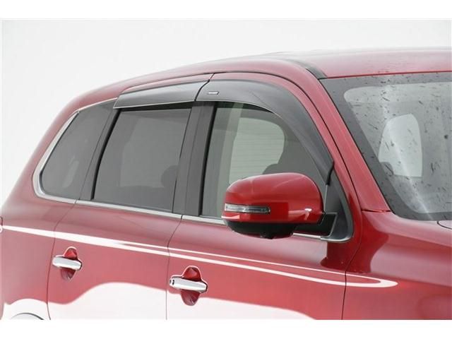 Mitsubishi OUTLANDER 2020-08 10448-3