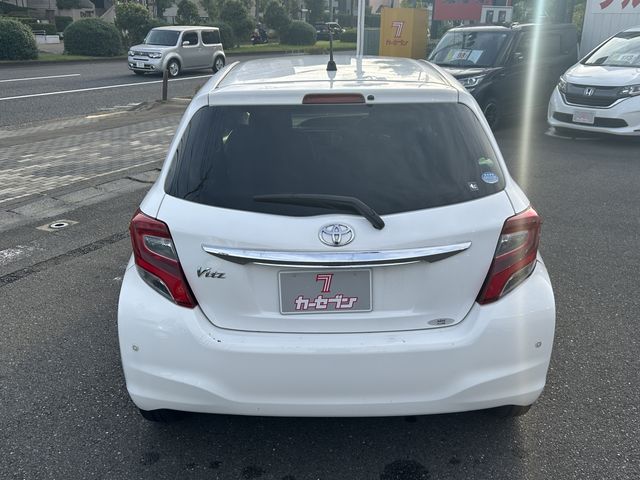 Toyota VITZ 2014-09 10323-5