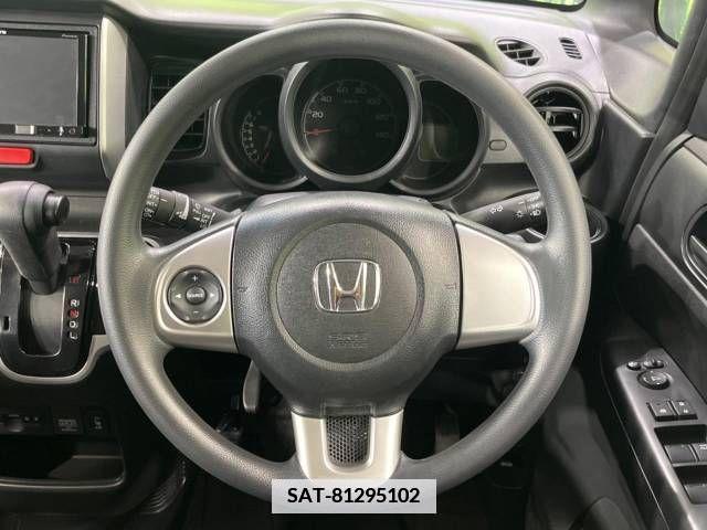 Honda N BOX 2017-03 343318-11