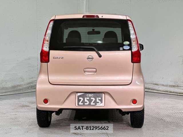 Nissan DAYZ 2014-02 266902-9