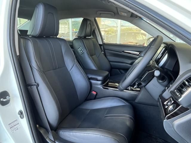 Toyota CROWN SEDAN 2017-05 186308-22