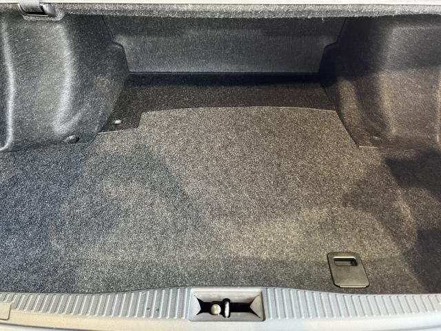 Toyota CROWN SEDAN 2017-05 186308-25