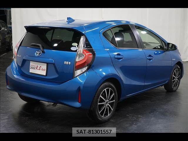 Toyota AQUA 2017-09 260517-8