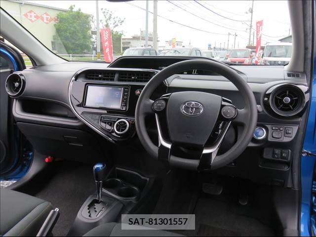 Toyota AQUA 2017-09 260517-1