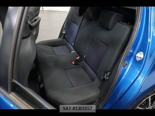 Toyota AQUA 2017-09 260517-17