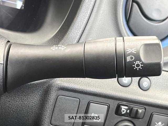 Nissan NOTE 2018-10 305450-6