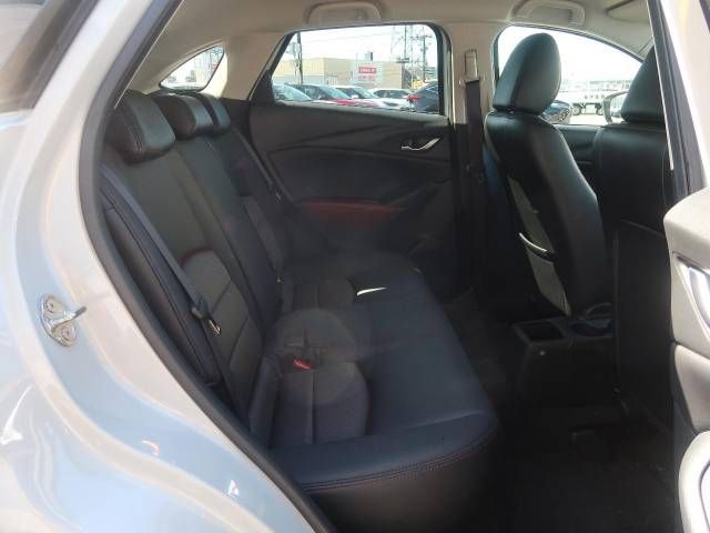 Mazda CX-3 2015-03 10239-9