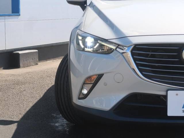Mazda CX-3 2015-03 10239-11
