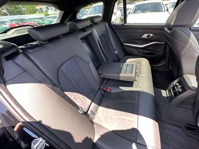 Bmw 3 SERIES 2022-11 12163-19