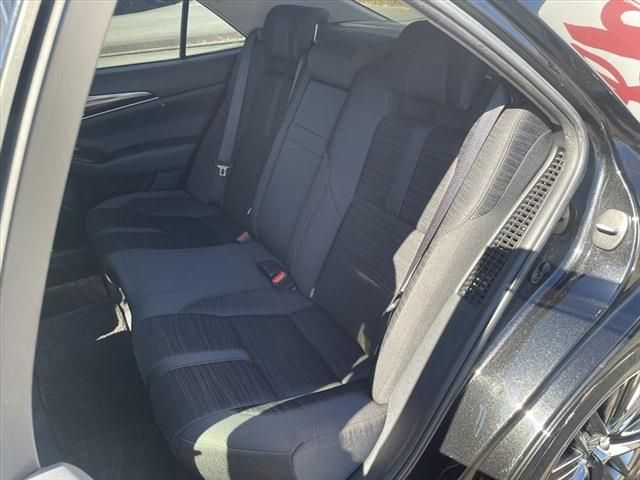 Toyota CROWN SEDAN 2014-03 17745-22