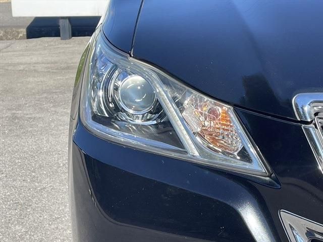 Toyota CROWN SEDAN 2014-03 17745-9