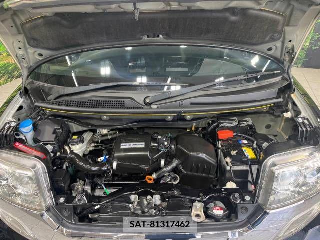 Honda N BOX CUSTOM 2017-03 329802-18