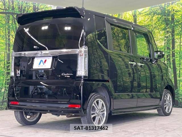 Honda N BOX CUSTOM 2017-03 329802-17