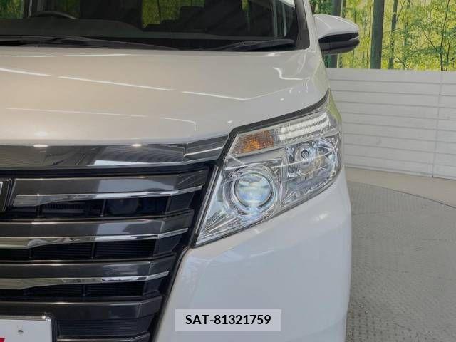 Toyota NOAH 2015-10 335665-13