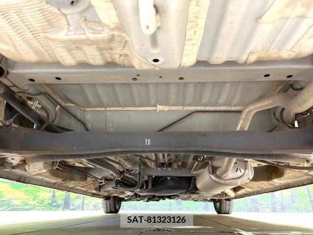 Honda N BOX CUSTOM 2019-06 218592-19