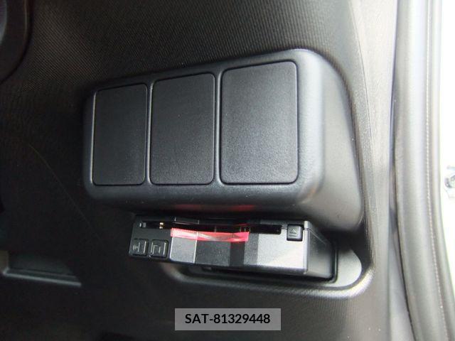 Toyota AQUA 2017-03 217191-5