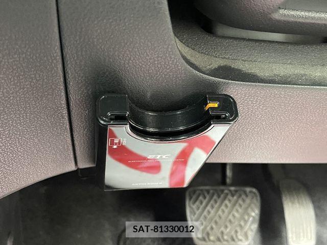 Nissan MARCH 2017-01 372584-19
