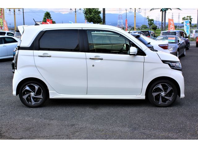 Honda N-WGN 2015-09 23030-3