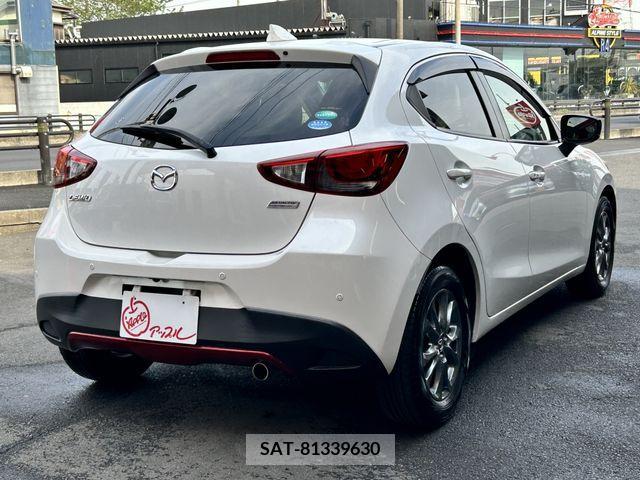 Mazda DEMIO 2017-12 296585-10