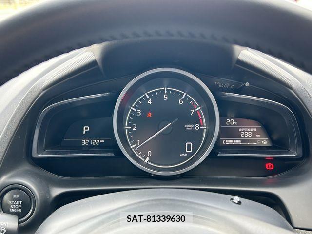 Mazda DEMIO 2017-12 296585-12