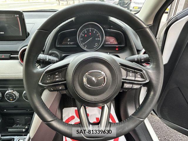 Mazda DEMIO 2017-12 296585-17