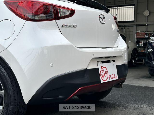Mazda DEMIO 2017-12 296585-23