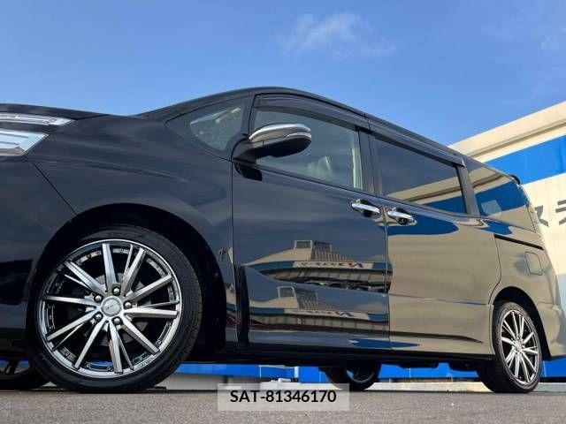 Toyota VOXY 2016-07 248108-12