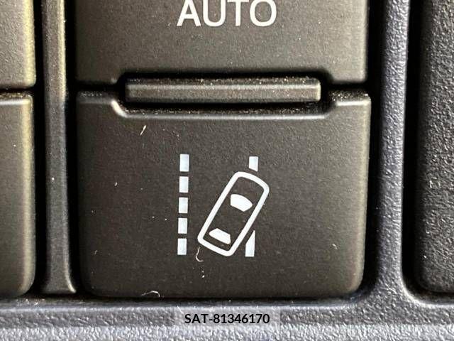 Toyota VOXY 2016-07 248108-6