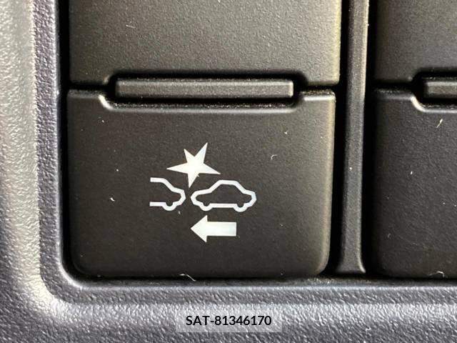 Toyota VOXY 2016-07 248108-5