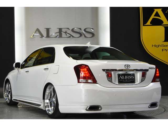 Toyota CROWN MAJESTA 2013-03 20215-18
