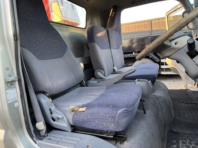 Mitsubishi CANTER 2006-04 21738-2