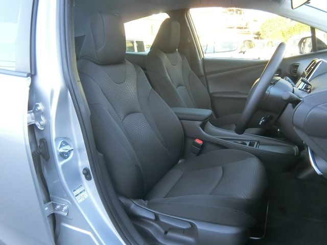 Toyota PRIUS 2020-10 187748-6