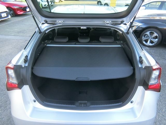 Toyota PRIUS 2020-10 187748-8