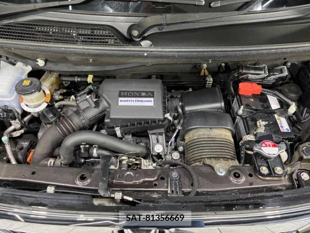 Honda N BOX CUSTOM 2017-10 279395-18