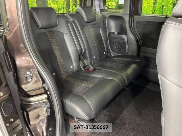 Honda N BOX CUSTOM 2017-10 279395-9