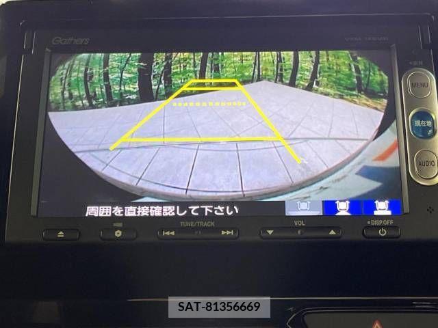 Honda N BOX CUSTOM 2017-10 279395-3