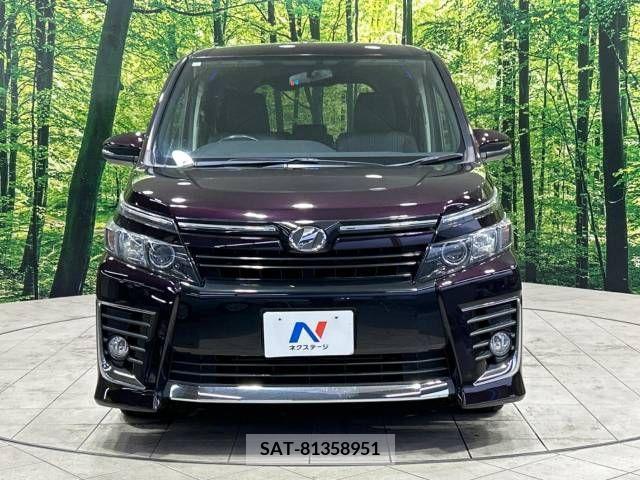 Toyota VOXY 2014-06 379713-14