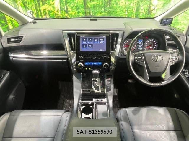 Toyota ALPHARD 2021-07 235224-1