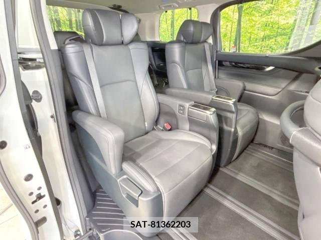 Toyota ALPHARD 2023-04 279224-9
