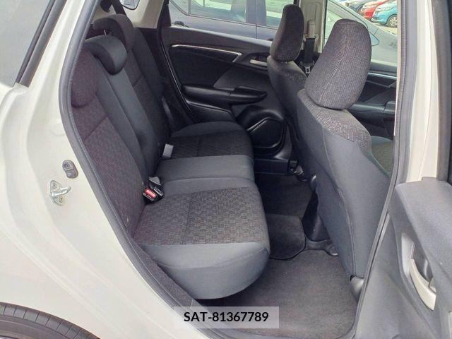 Honda FIT 2017-05 303813-4
