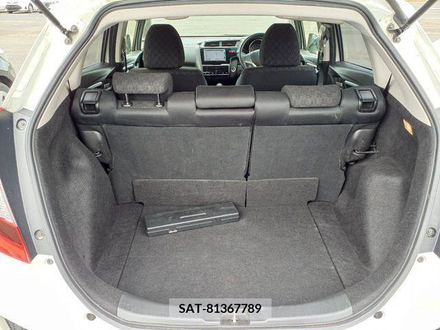 Honda FIT 2017-05 303813-2
