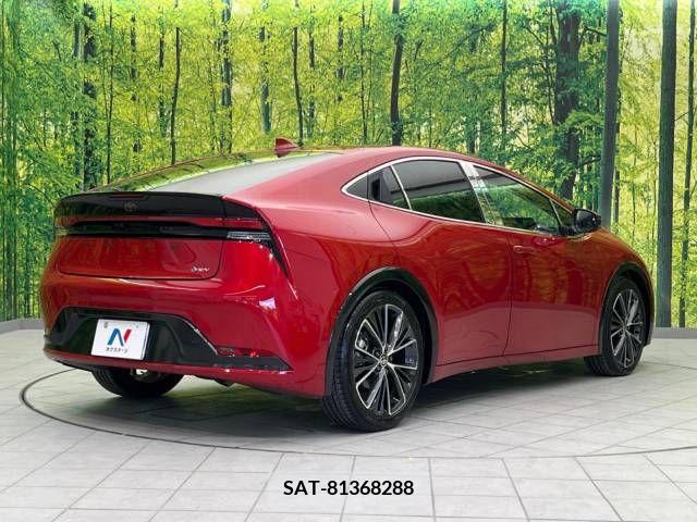 Toyota PRIUS 2023-03 335314-17