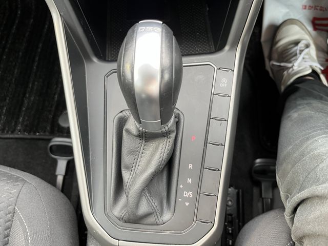 VolksWagen POLO 2019-09 189966-9