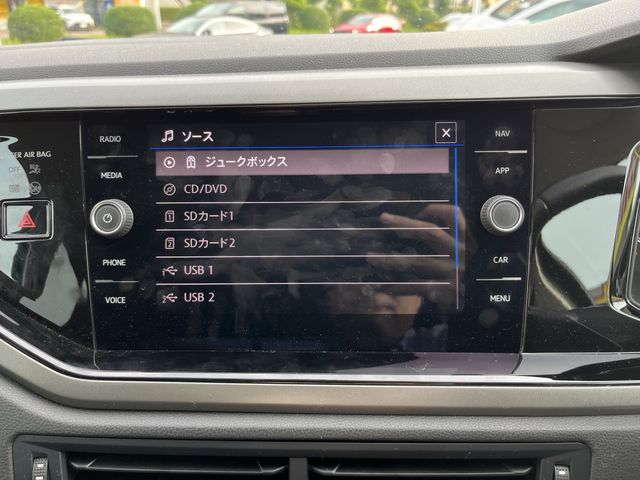 VolksWagen POLO 2019-09 189966-3
